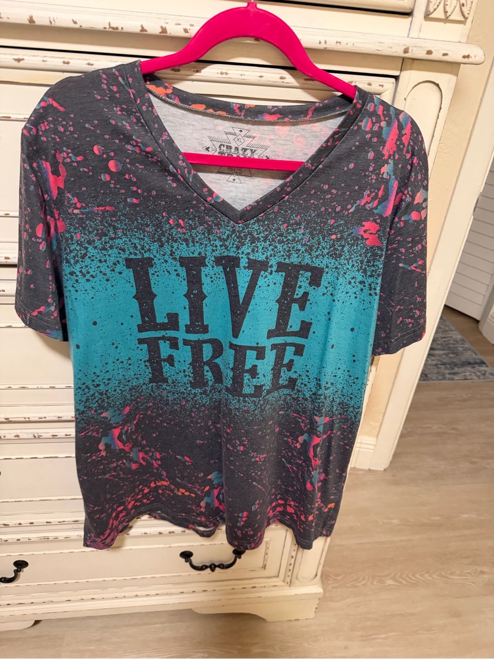 Crazy Train Womens “LIVE FREE" V-Neck Tee - Teal & Gray with Pink Splatter